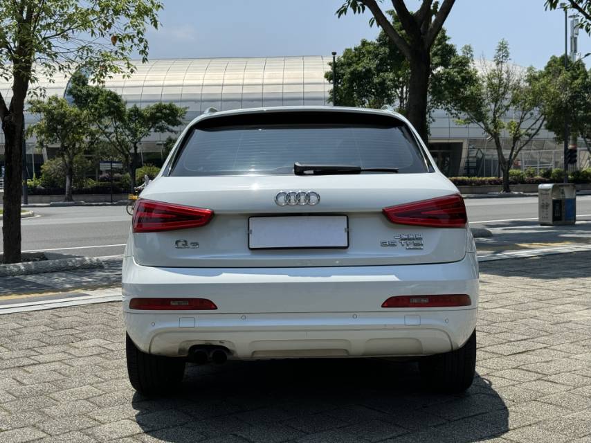Audi Q3 2015 #8 Audi Q3 2015 car image #8