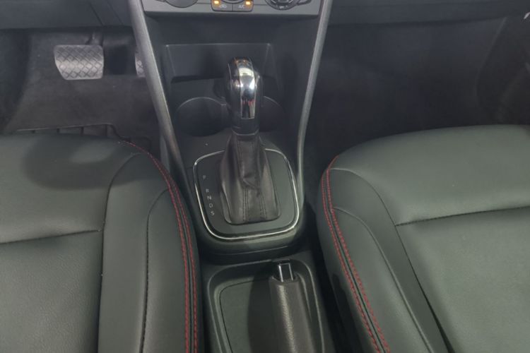 Volkswagen Polo 2016 #14 Volkswagen Polo 2016 car image #14