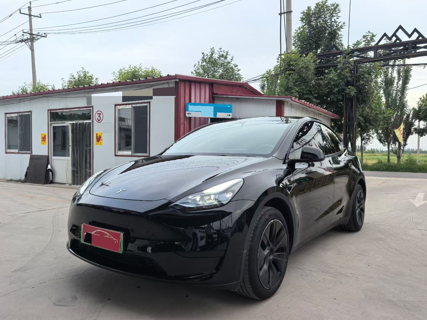 Tesla Model Y 2024 Tesla Model Y 2024 car image
