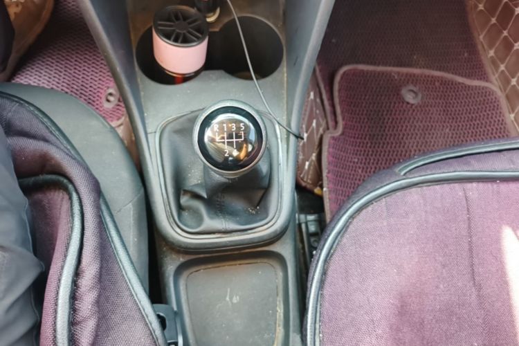 Volkswagen Polo 2016 car image #14