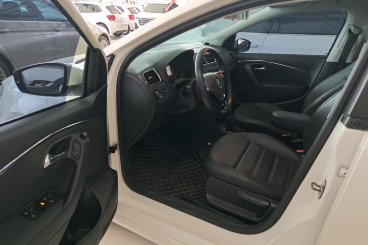Volkswagen Polo 2018 #16 Volkswagen Polo 2018 car image #16