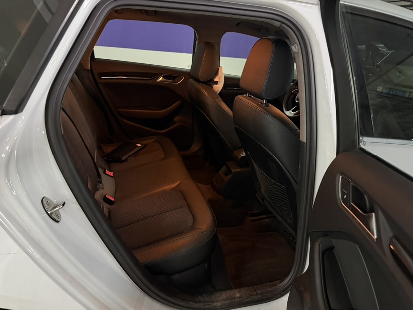 Audi A3 2019 car image #6