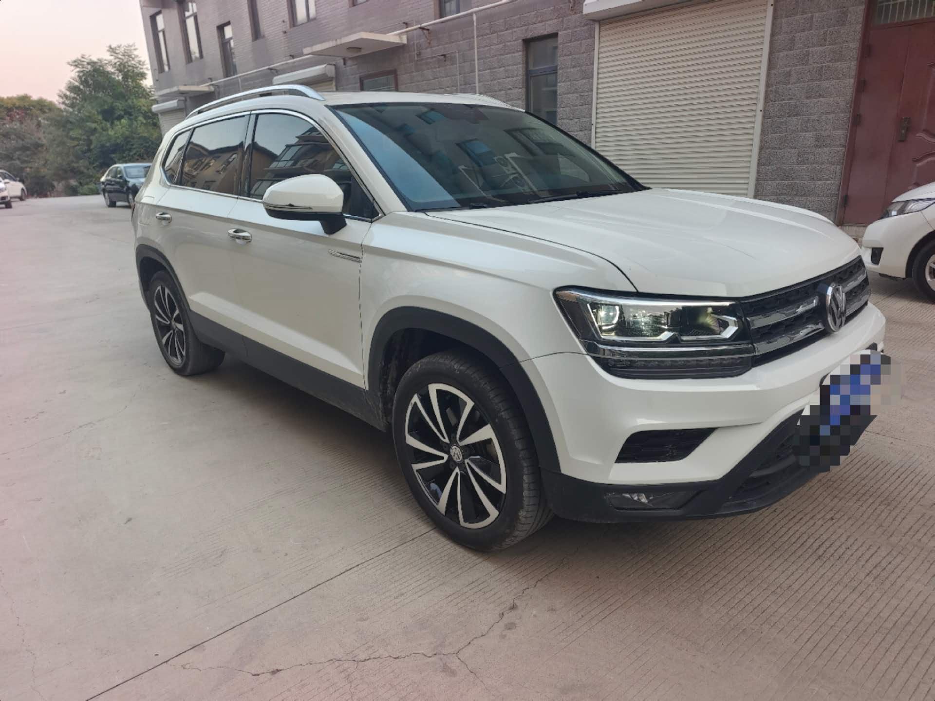 2020 immagine di auto #6