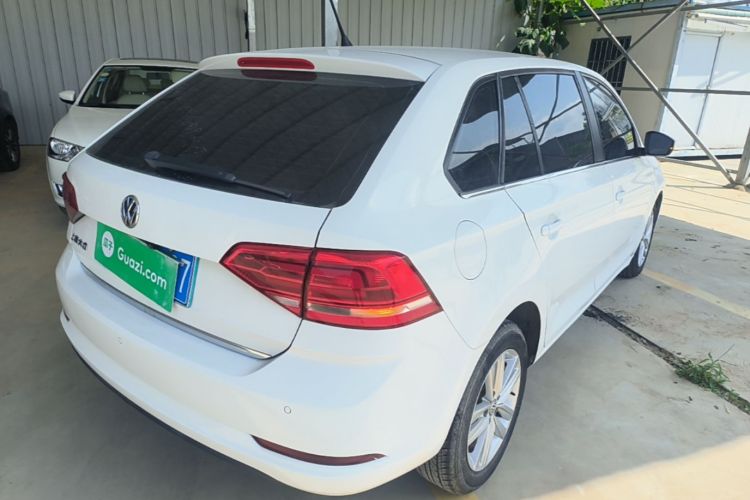 Volkswagen Santana 2016 car image #7