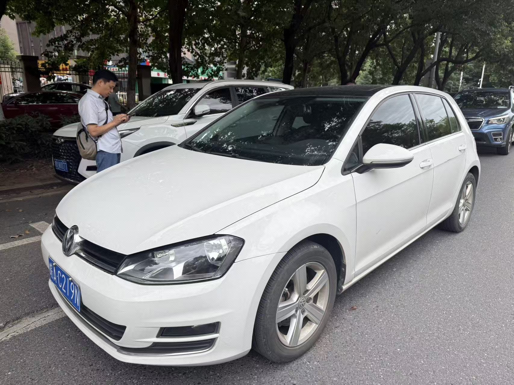 2016 2016 car image
