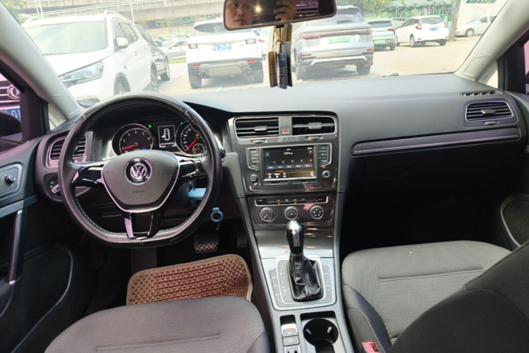 Volkswagen Golf 2017 #10 Volkswagen Golf 2017 car image #10