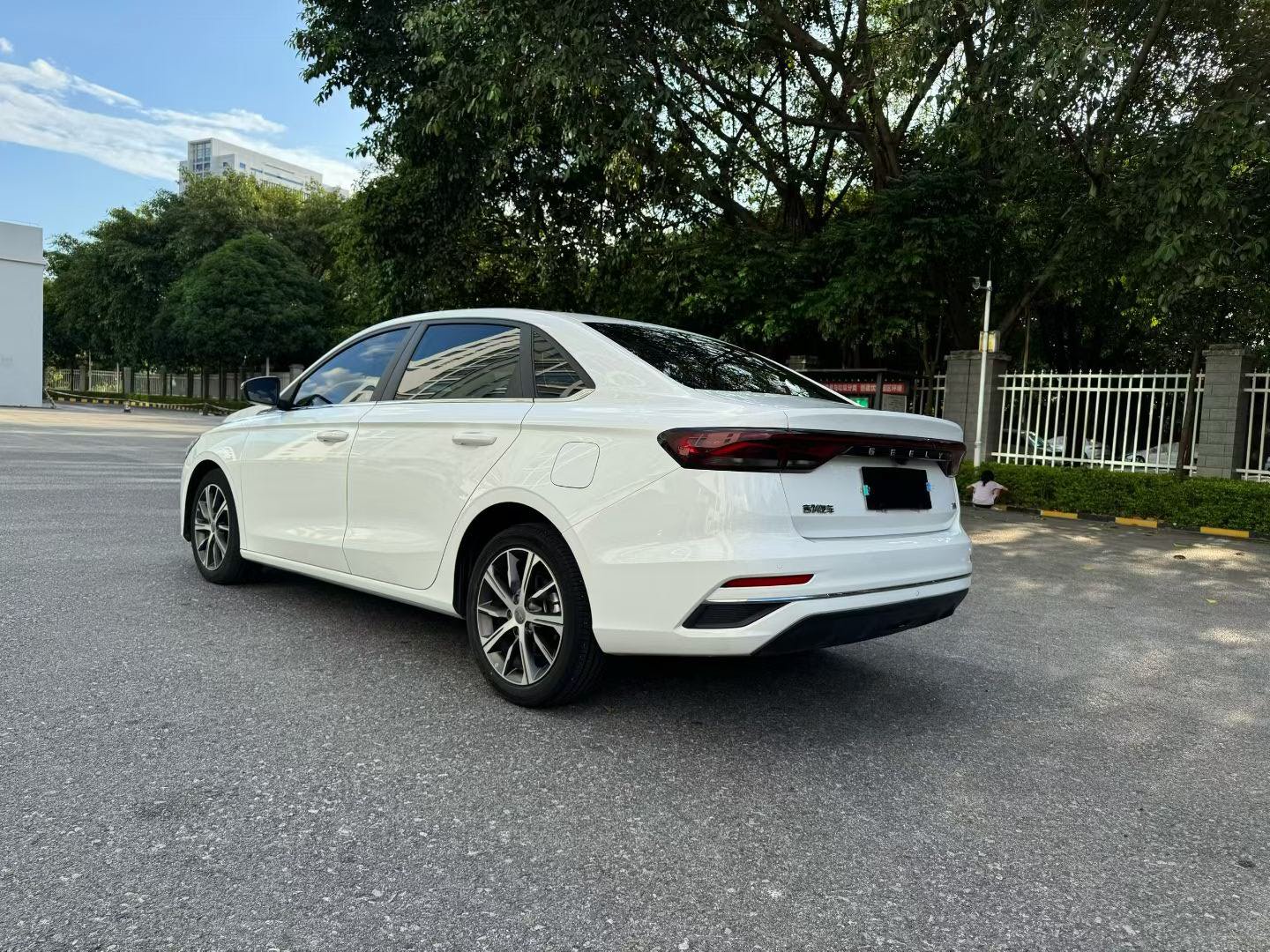 GEELY Emgrand 2022 #9 GEELY Emgrand 2022 car image #9