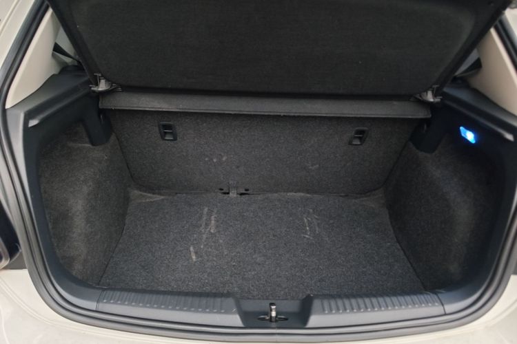 Volkswagen Polo 2017 #19 Volkswagen Polo 2017 car image #19