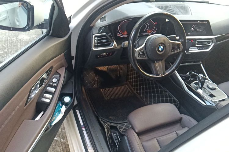 BMW 3 Series 2021 #13 BMW 3 Series 2021 car image #13
