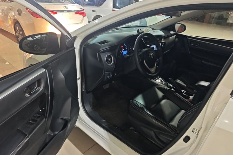 Toyota Corolla 2019 car image #12