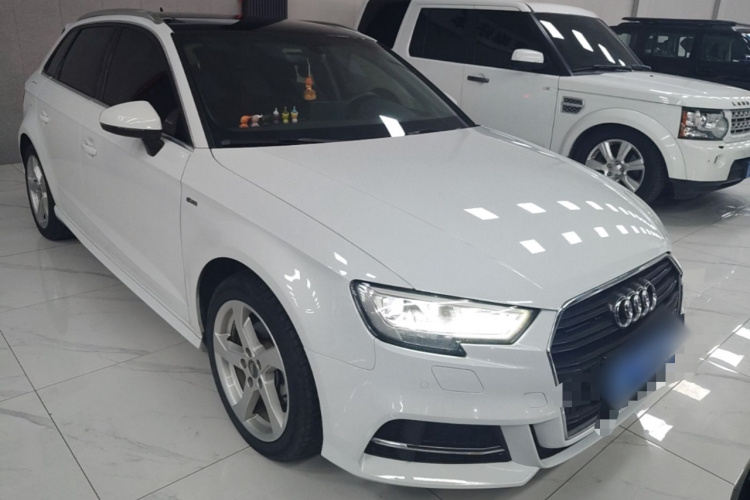 Audi A3 2019 #4 Audi A3 2019 car image #4