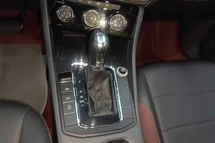 2019 #18 2019 car image #18