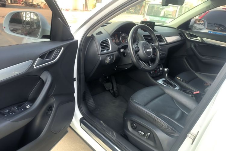 Audi Q3 2017 #16 Audi Q3 2017 car image #16