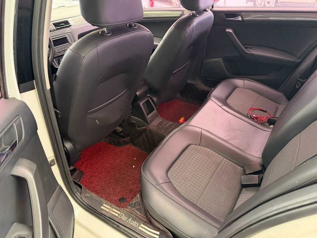 Volkswagen Santana 2016 car image #6
