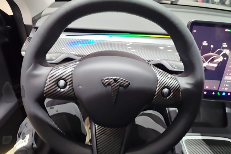 Tesla Model Y 2021 #11 Tesla Model Y 2021 car image #11