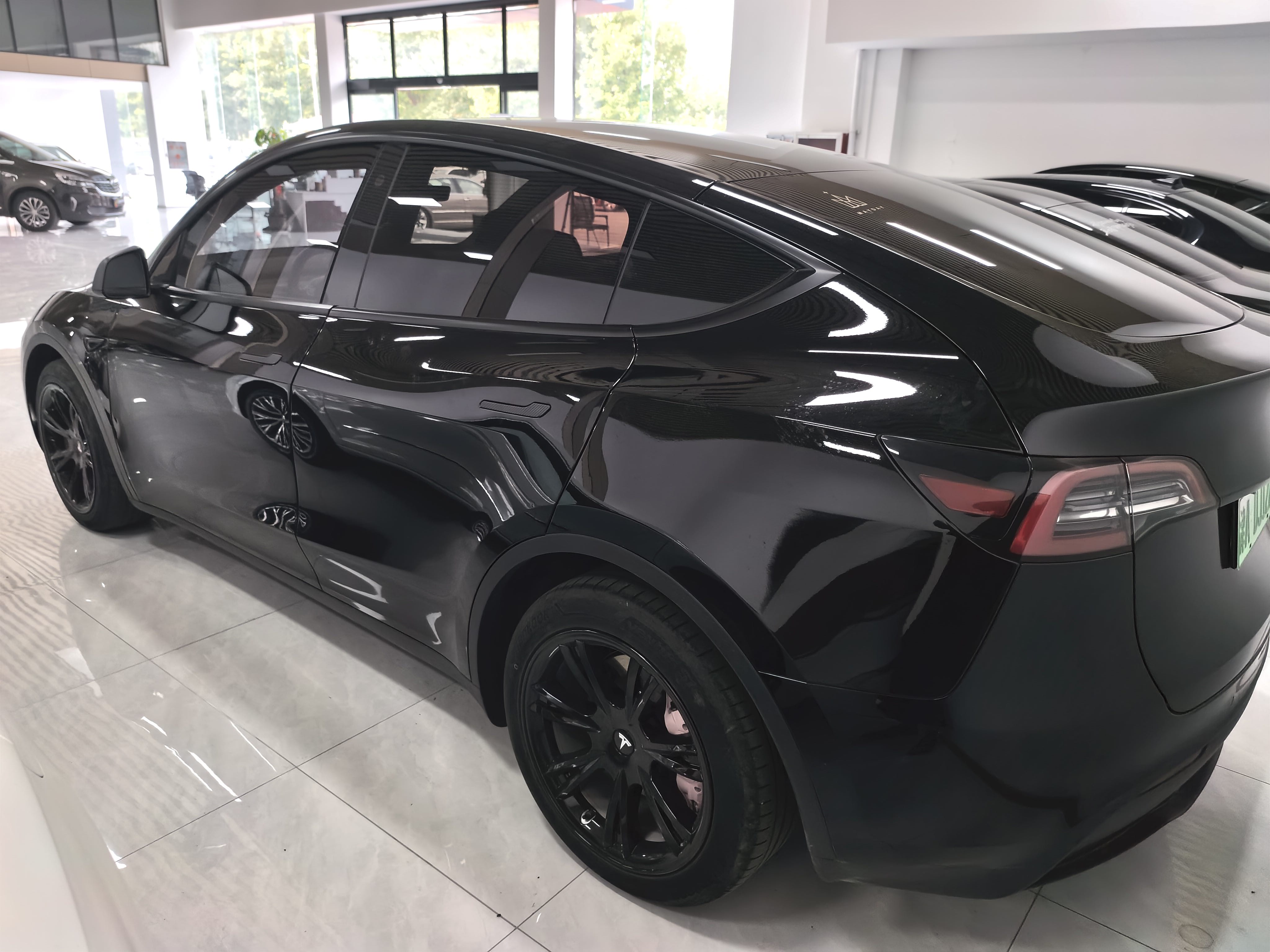 Tesla Model Y 2021 #7 Tesla Model Y 2021 car image #7