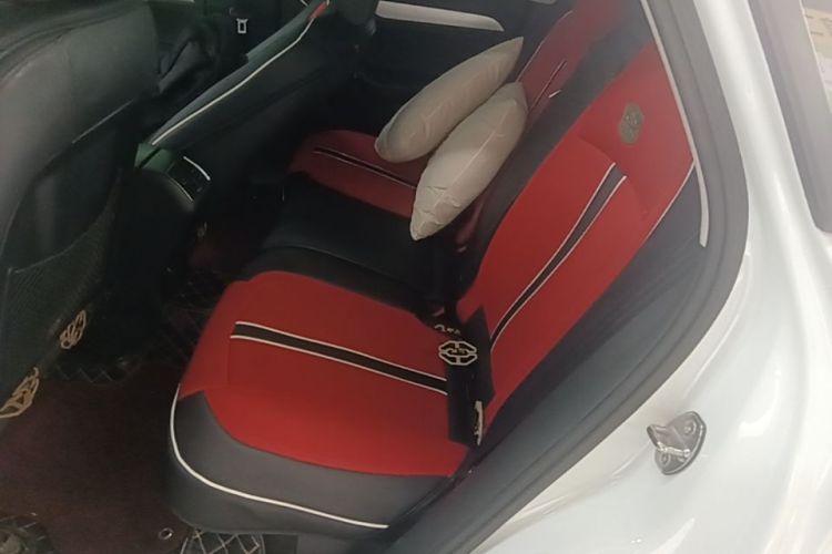 Audi Q3 2017 #17 Audi Q3 2017 car image #17