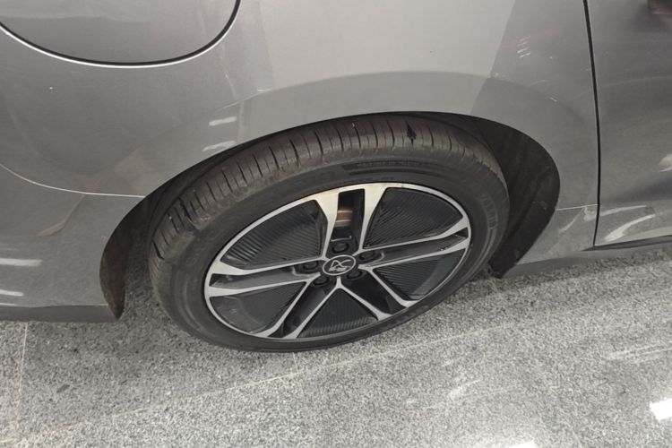 BYD Han 2023 car image #10