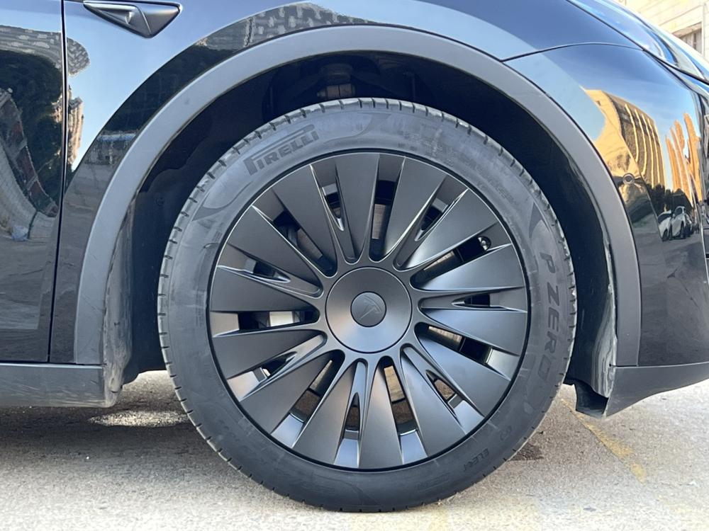 Tesla Model Y 2022 #7 Tesla Model Y 2022 car image #7