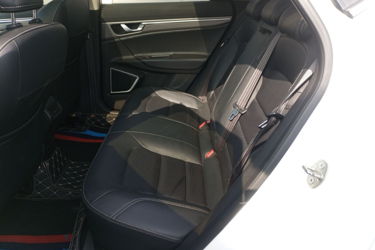 GEELY Emgrand GS 2018 imagen de coche #17