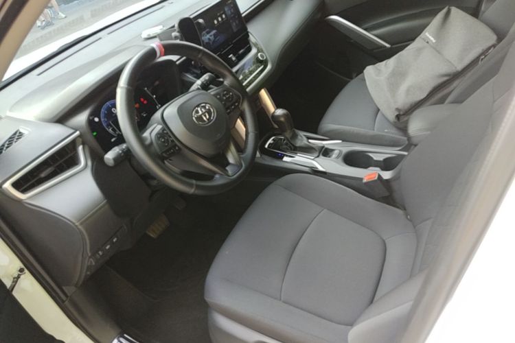 Toyota Corolla Cross 2024 #17 Toyota Corolla Cross 2024 car image #17