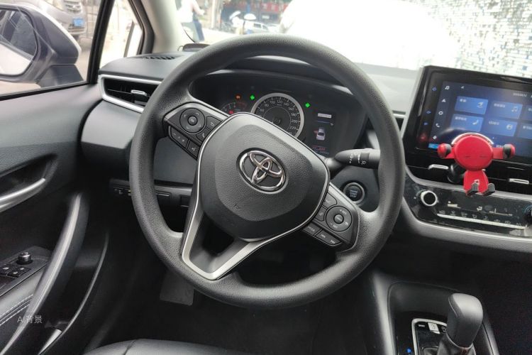 Toyota Corolla 2021 car image #12