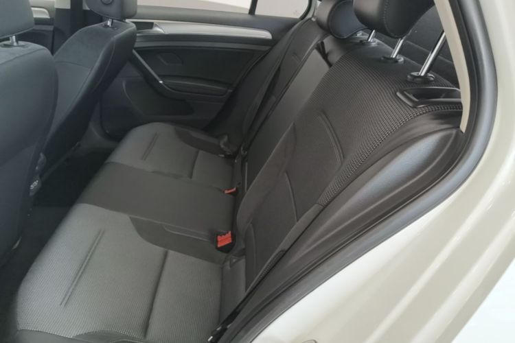 Volkswagen Golf 2019 #19 Volkswagen Golf 2019 car image #19