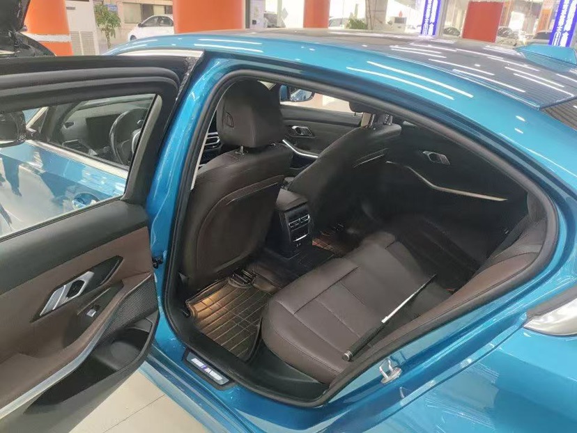 BMW 3 Series 2024 #5 BMW 3 Series 2024 car image #5