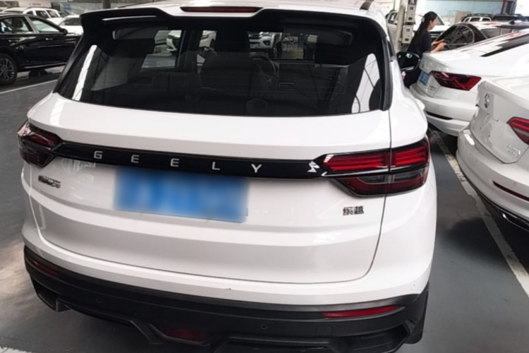 GEELY Coolray 2025 car image #6