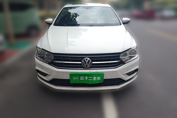 Volkswagen Bora 2016 car image #3
