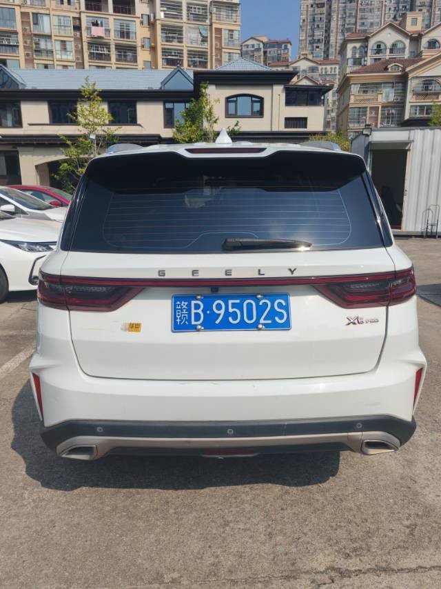 GEELY Vision X6 2021 изображение автомобиля #5