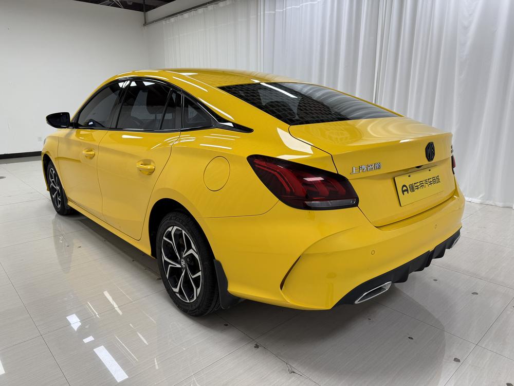 MG 5 2023 car image #5