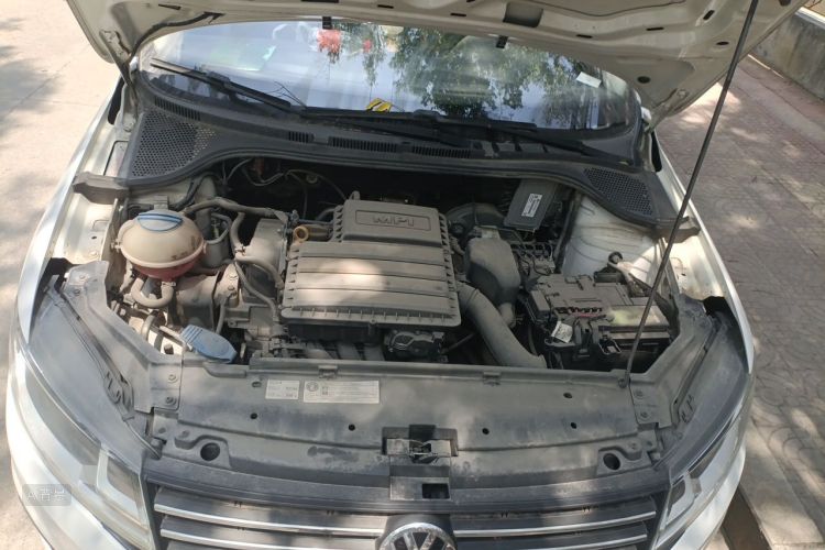 Volkswagen Santana 2017 car image #22