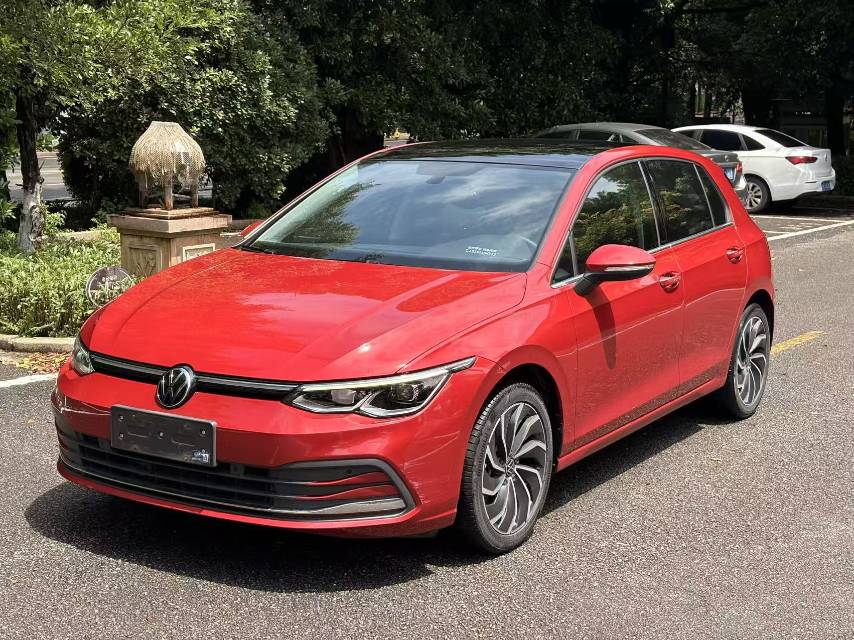 Volkswagen Golf 2022 car image 