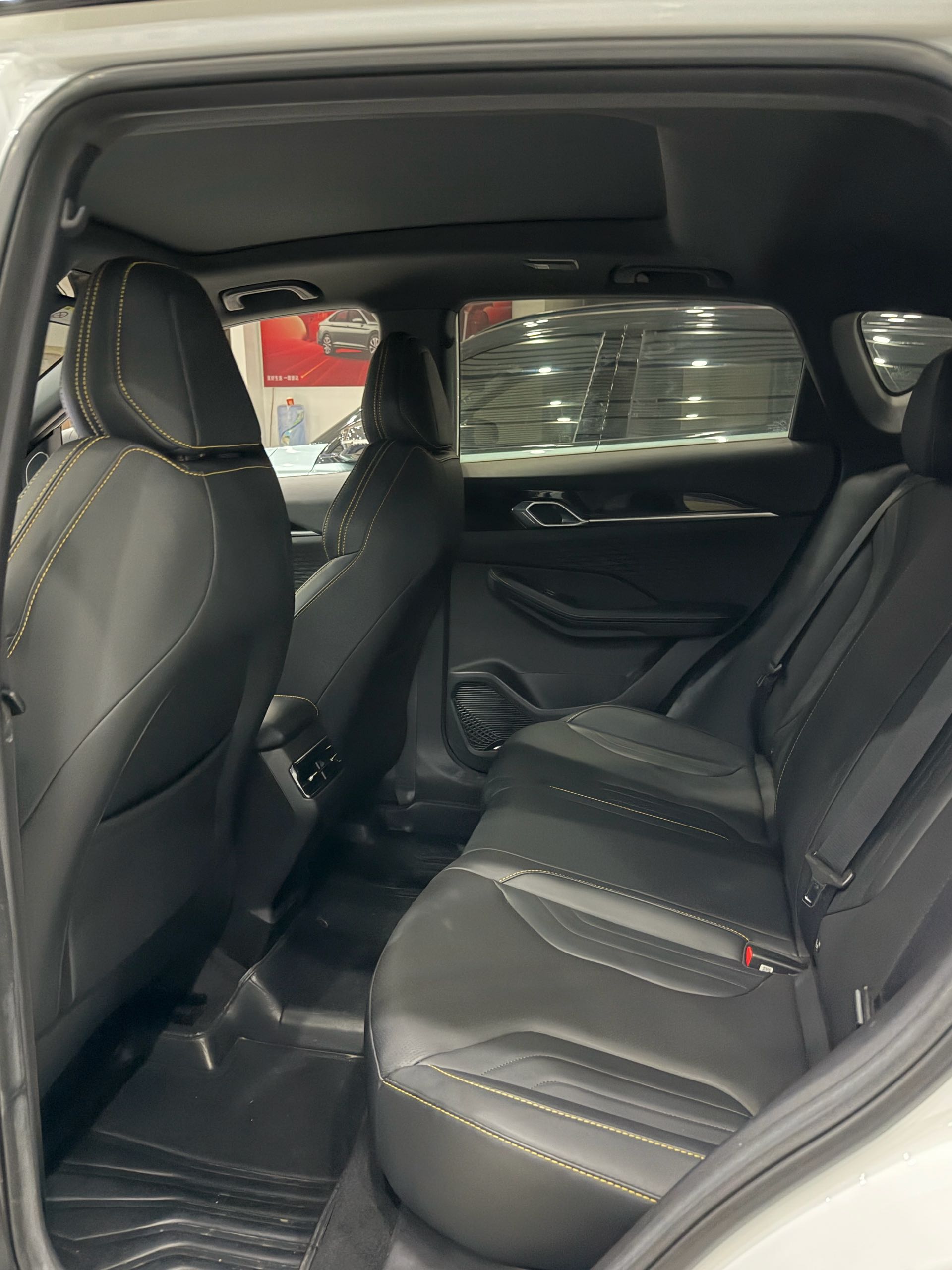 GEELY Coolray 2024 image de voiture #7
