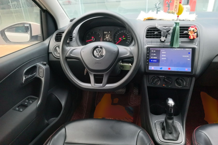 Volkswagen Polo 2017 #11 Volkswagen Polo 2017 car image #11