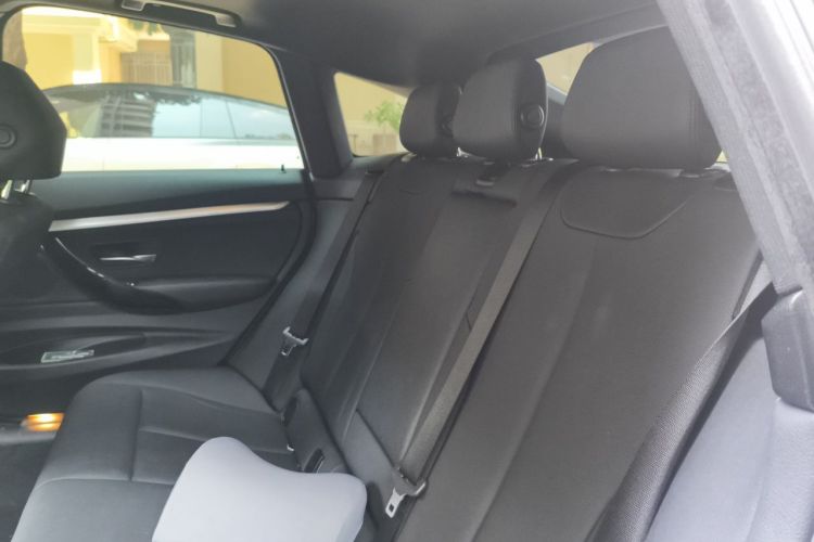 BMW 3 Series GT 2019 #10 BMW 3 Series GT 2019 car image #10