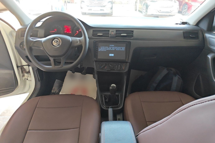 Volkswagen Santana 2017 car image #11