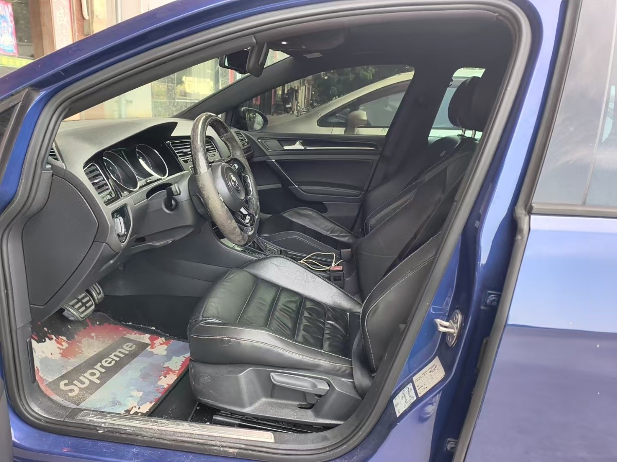 Volkswagen Golf (Imported) 2015 #3 Volkswagen Golf (Imported) 2015 car image #3