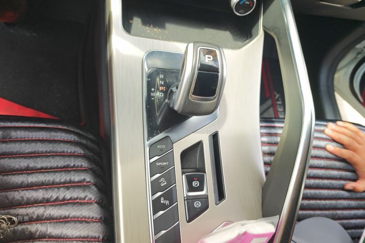GEELY Coolray 2019 car image #16