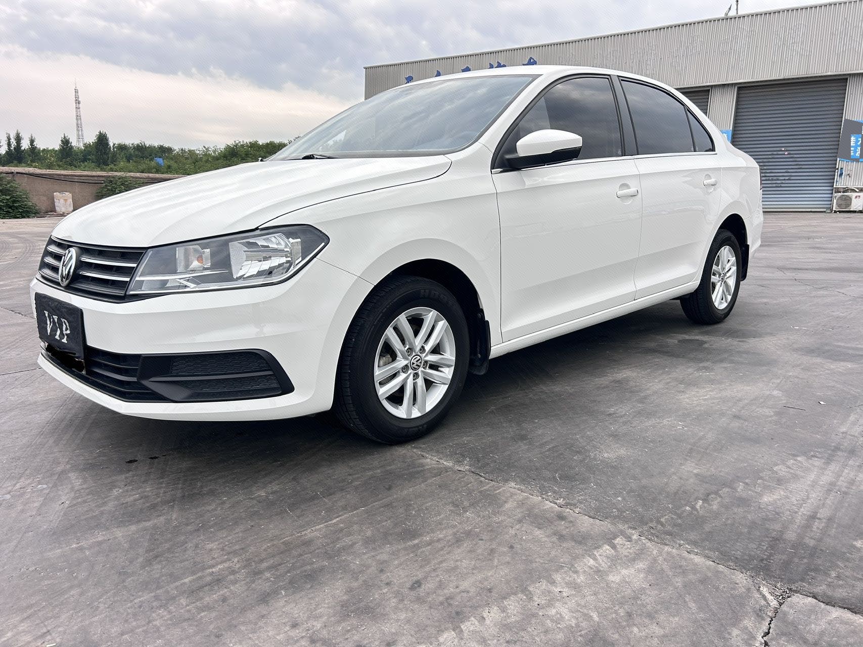 Volkswagen Santana 2021 car image 