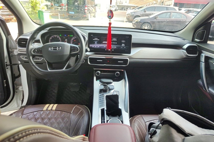 GEELY Coolray 2022 immagine di auto #10