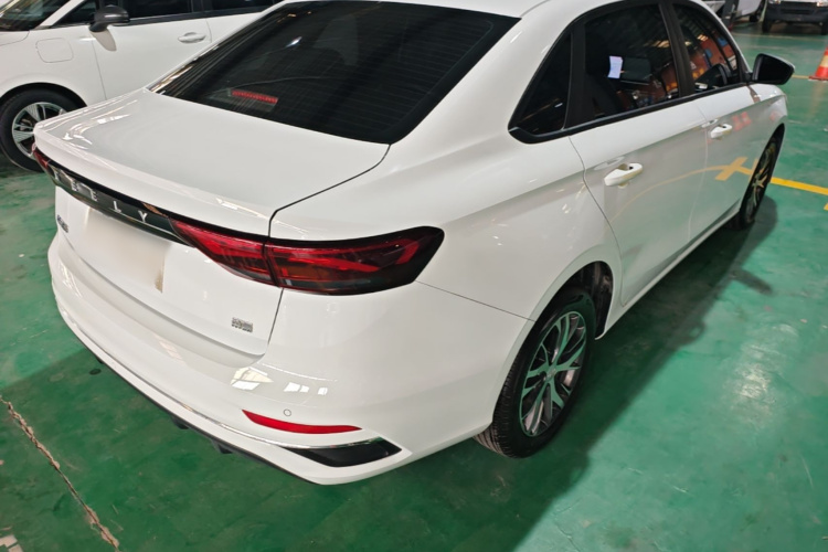 GEELY Emgrand 2025 car image #7
