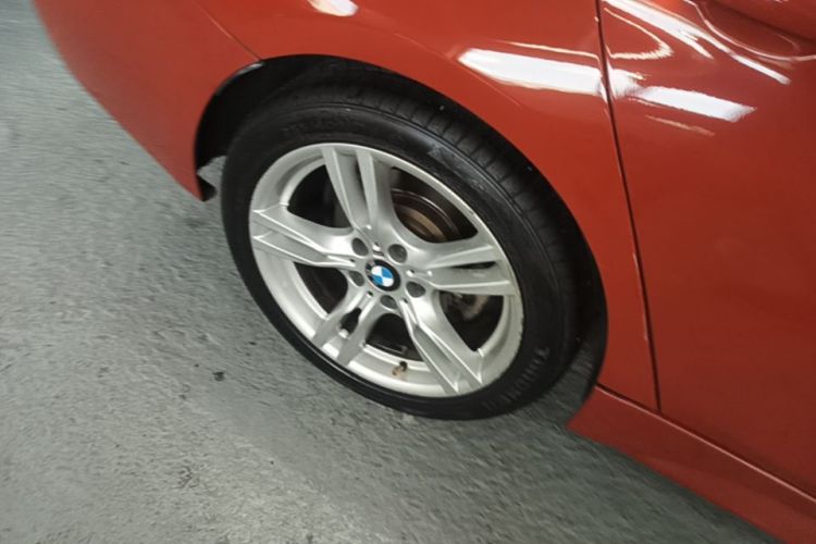 BMW 3 Series 2017 car image #10