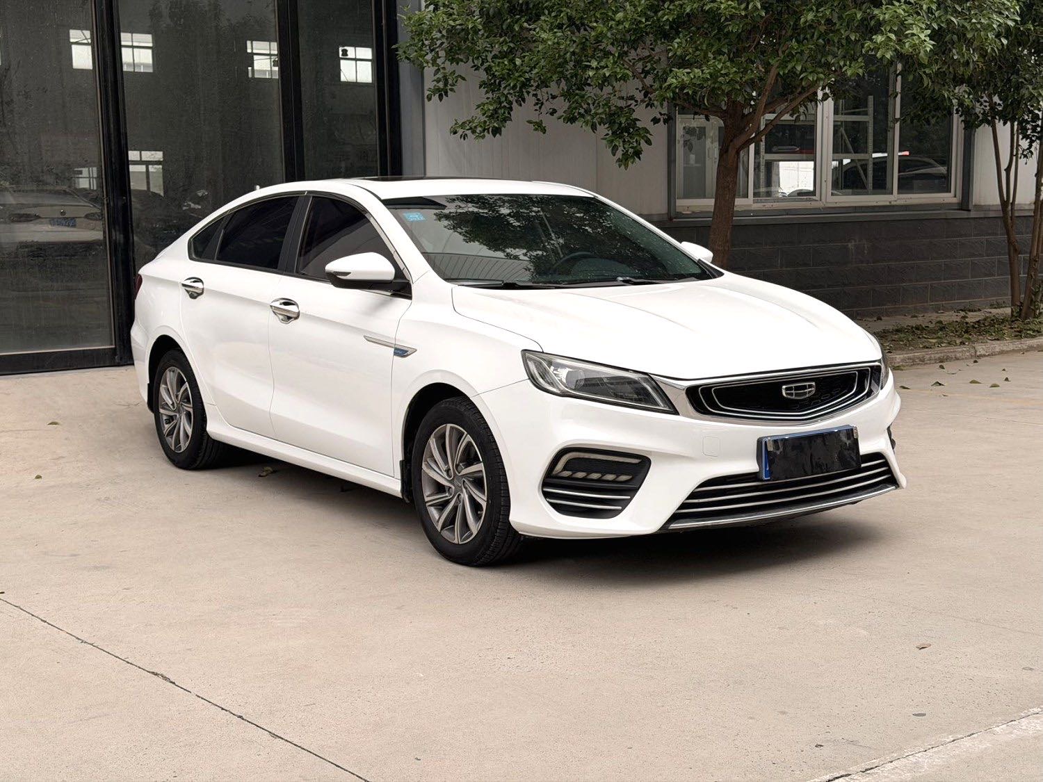 GEELY Binray 2019 image de voiture #5