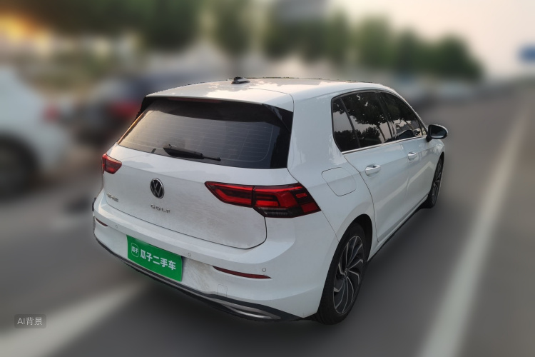 Volkswagen Golf 2022 car image #7