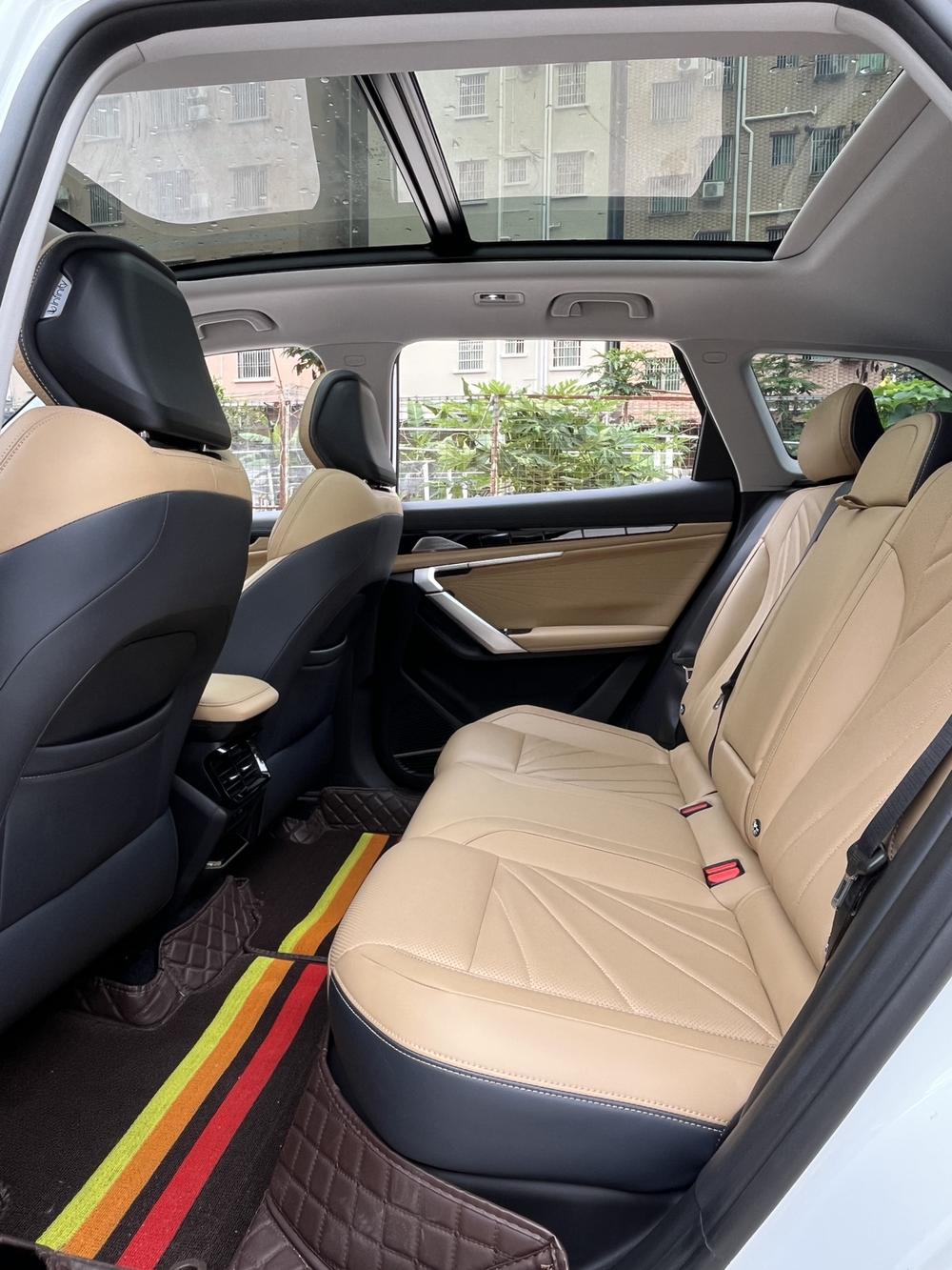 GEELY Boyue L 2023 car image #13