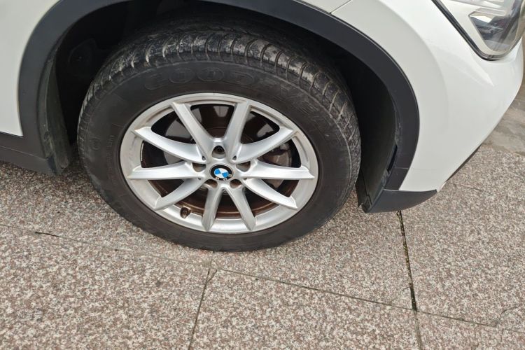 BMW X1 2017 car image #9