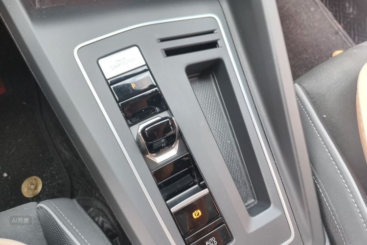 Volkswagen Golf 2021 car image #16