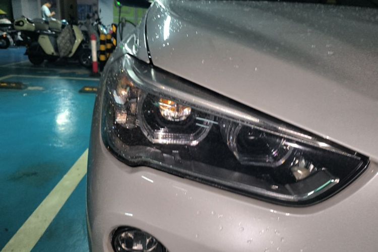 BMW X1 2018 #8 BMW X1 2018 car image #8